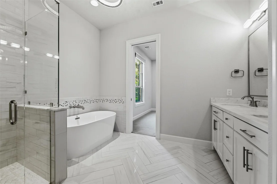 Photo of 1019 Country Way