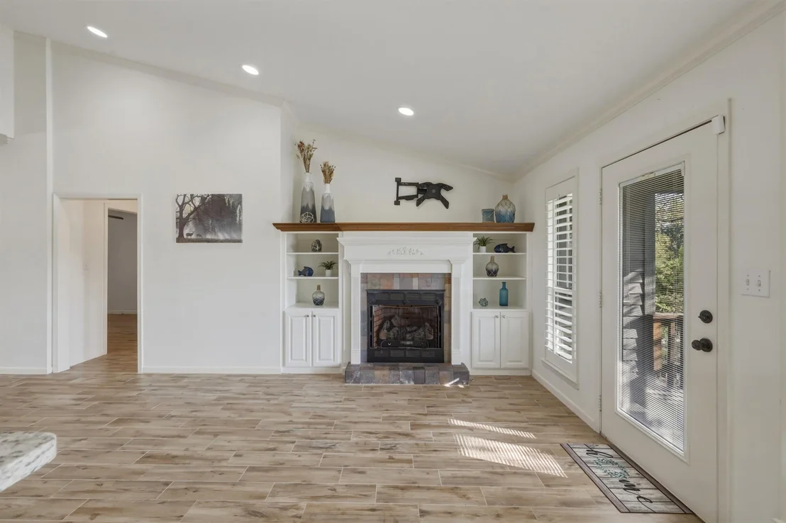 Photo of 353 Deer Creek Road