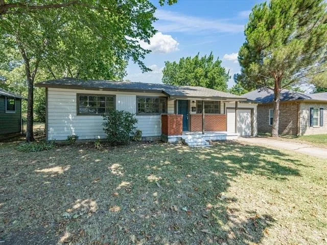 Photo of 1314 Bennett Drive