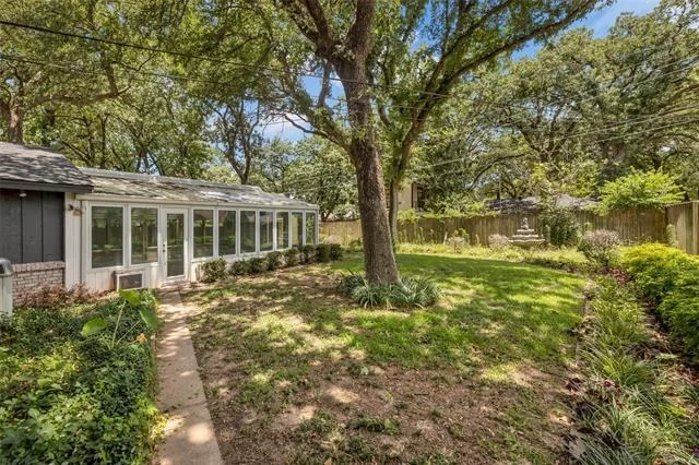 Photo of 204 Juniper Street