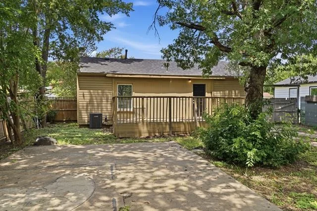 Photo of 1450 Holcomb Road
