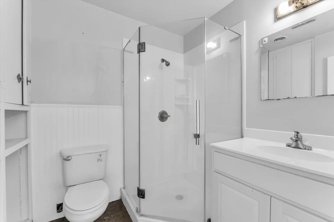 Photo of 421 Rice Avenue