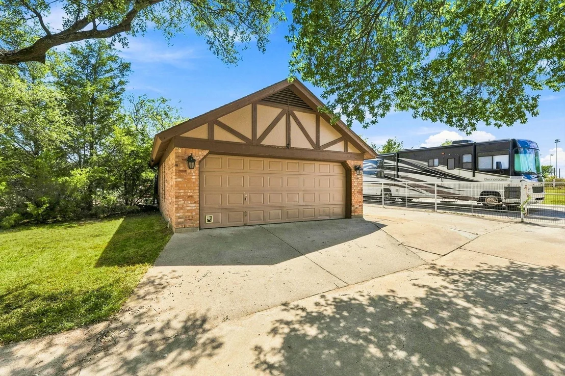 Photo of 11513 Ridgeview Circle