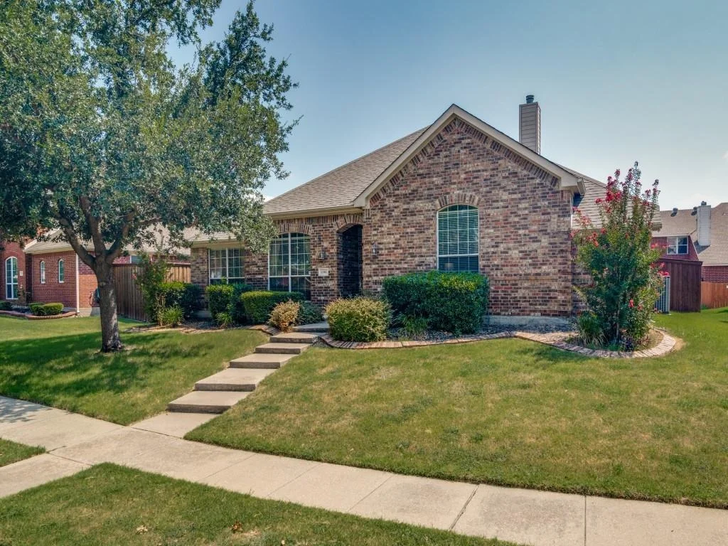 Photo of 6901 Westover Drive