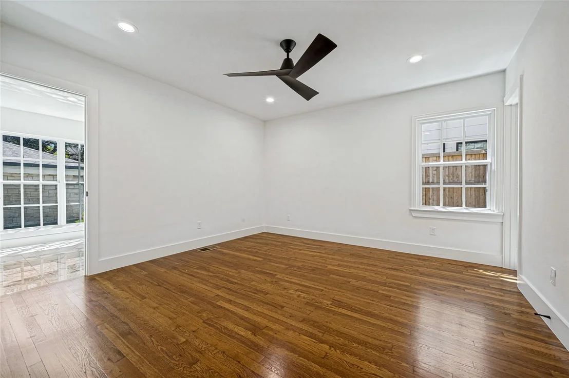 Photo of 4301 Glenwick Lane