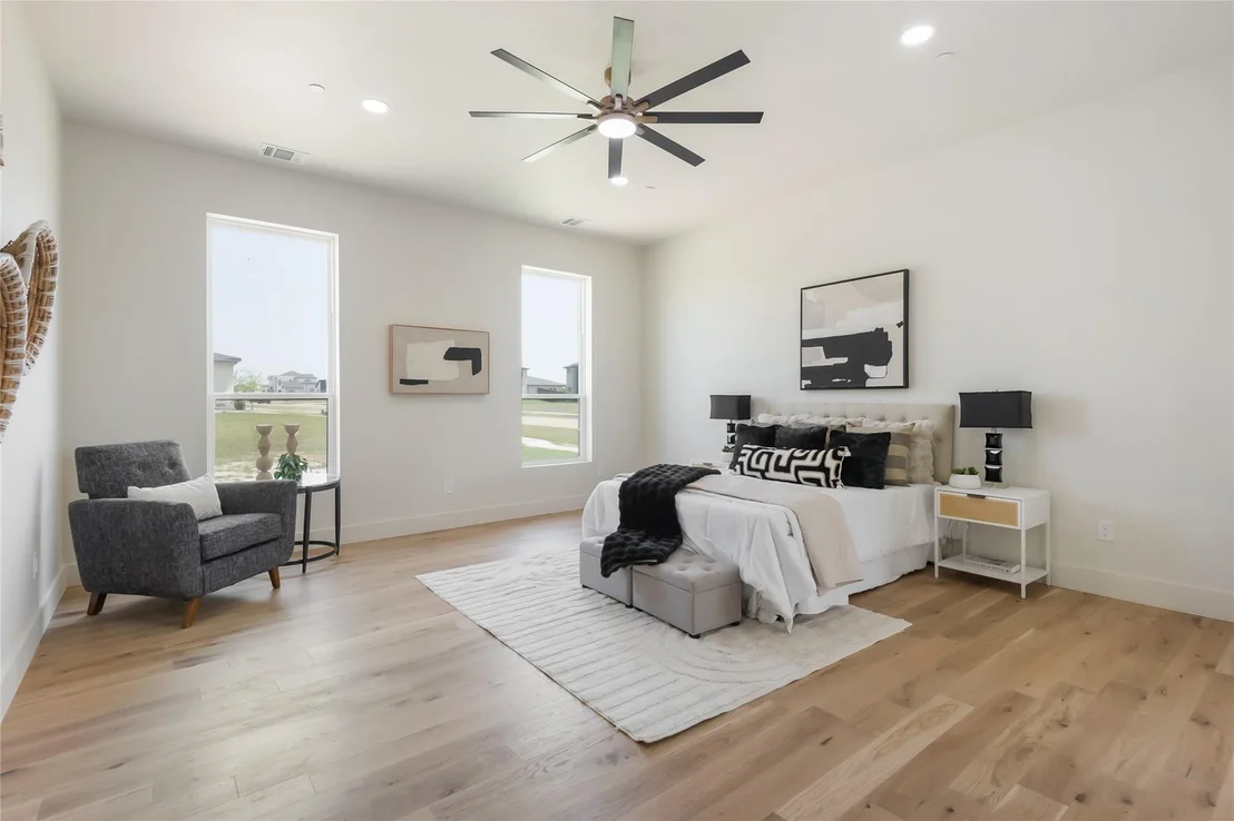 Photo of 349 Valley Trail
