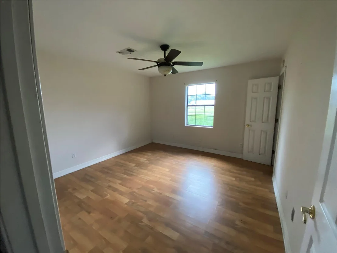 Photo of 21788 Ih 10