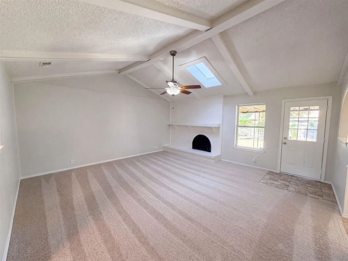 Photo of 2209 Mountainview Drive
