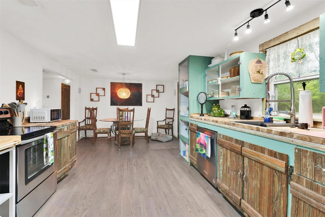Photo of 8546 County Road 500