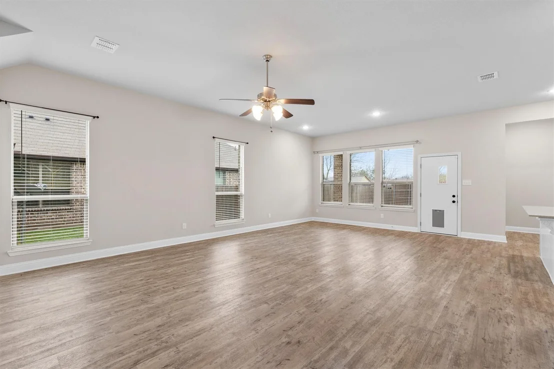 Photo of 576 Spruce Trail