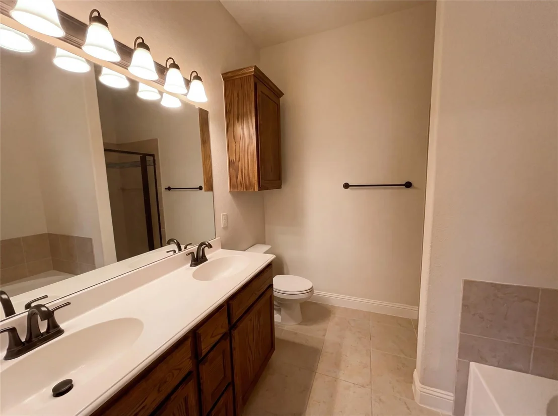 Photo of 4522 Mariner Drive