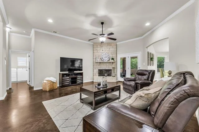 Photo of 814 Springdale Circle