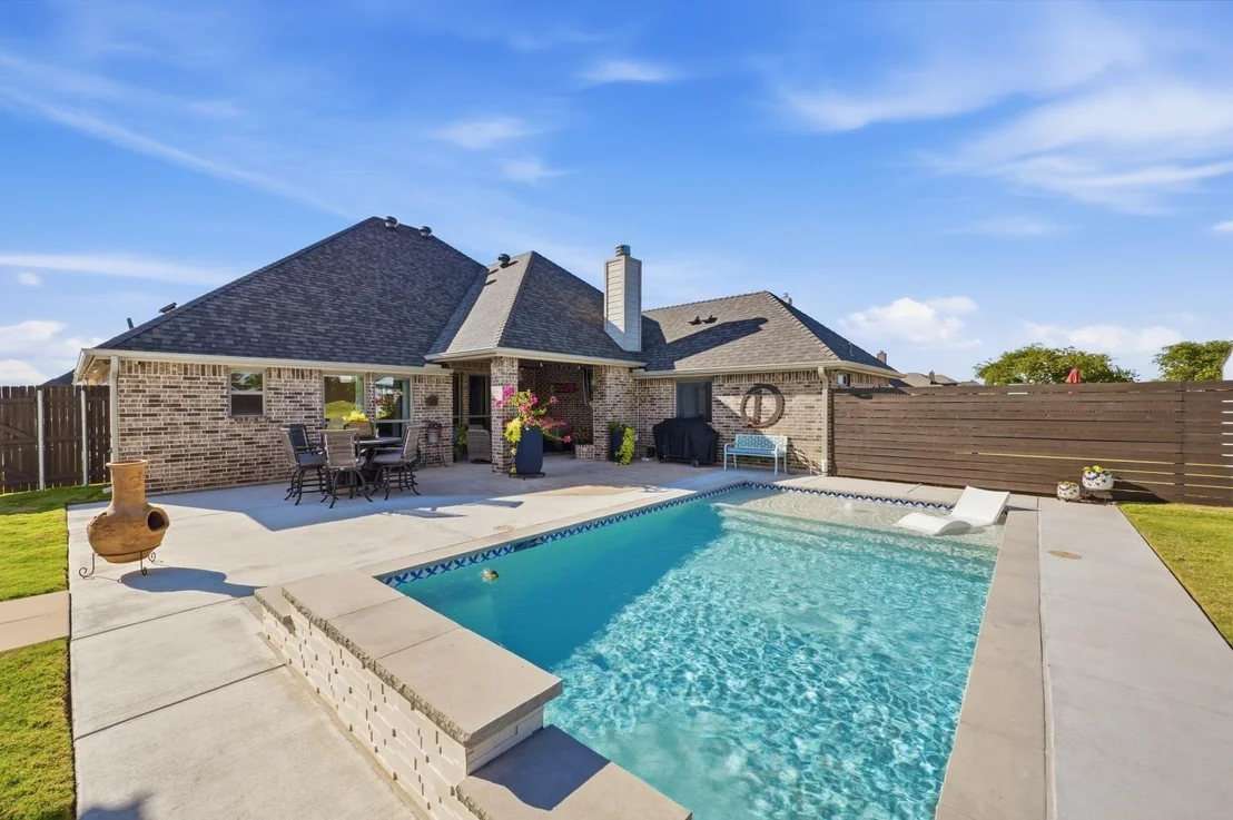 Photo of 110 Oak View Drive