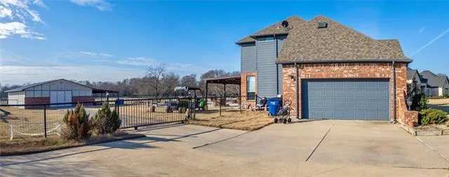 Photo of 845 Horseshoe Bend