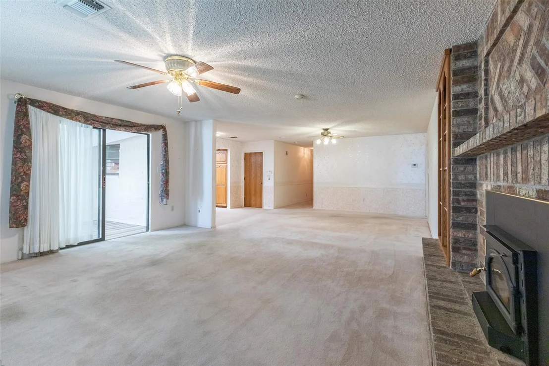 Photo of 5309 Llano Street