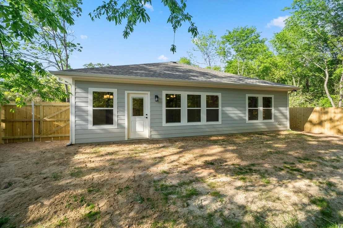 Photo of 114 Granada Street