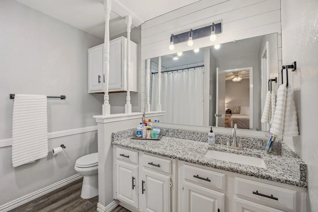 Photo of 401 Meadow Ridge Drive