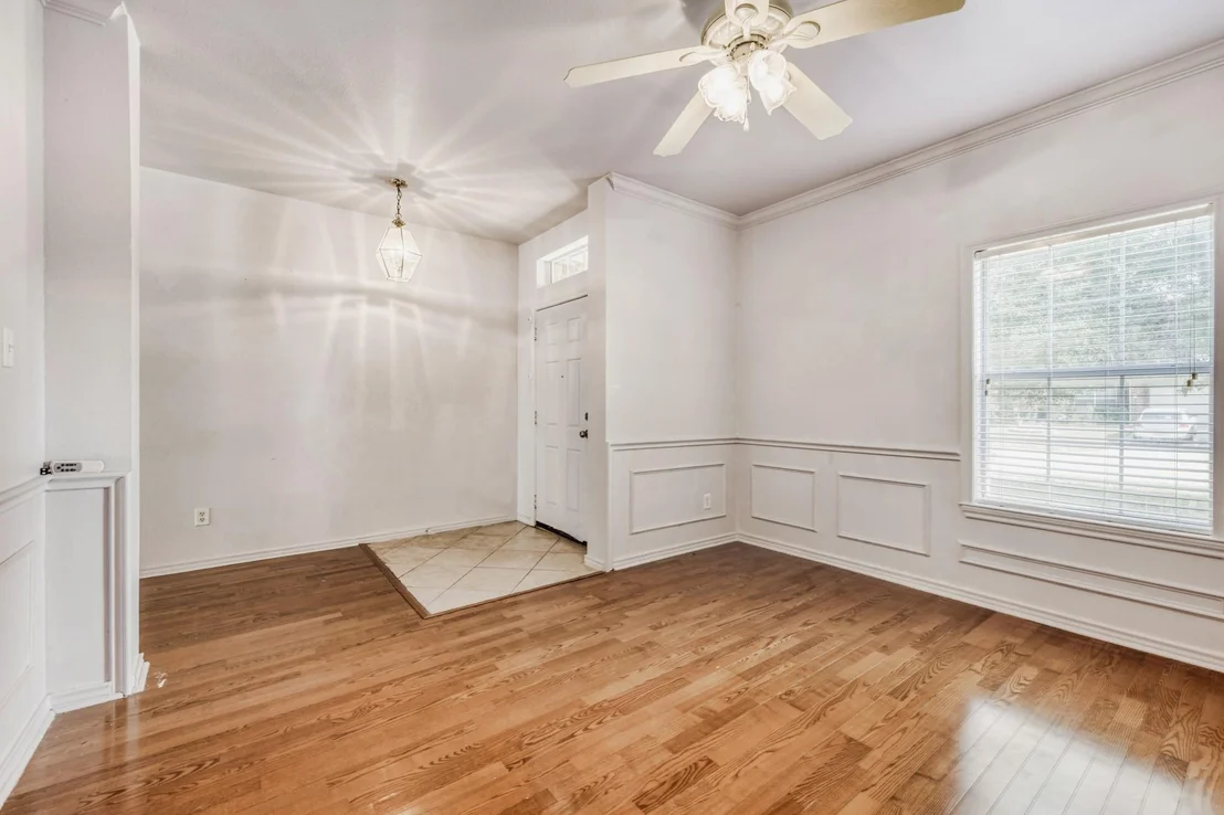 Photo of 2617 Hereford Road