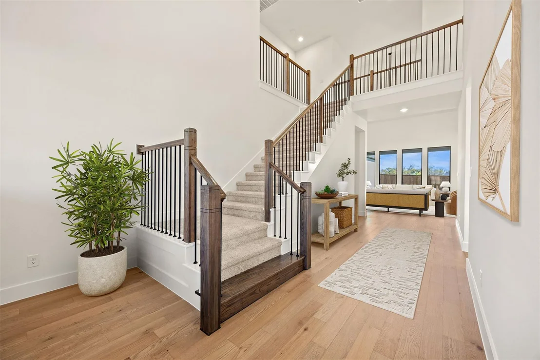 Photo of 10021 Cresent Drive