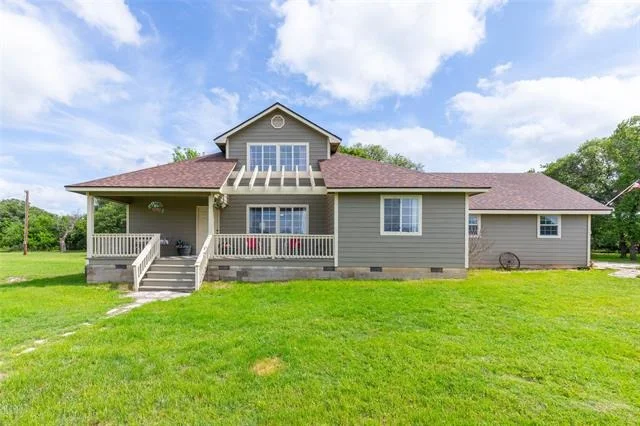Photo of 8780 Private Road 2412