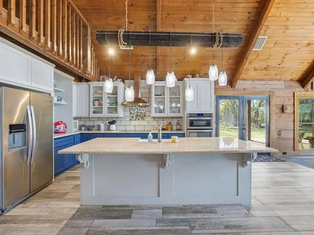 Photo of 11300 Massey Road
