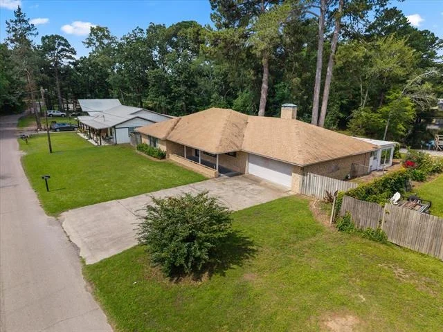 Photo of 1093 County Road 2140