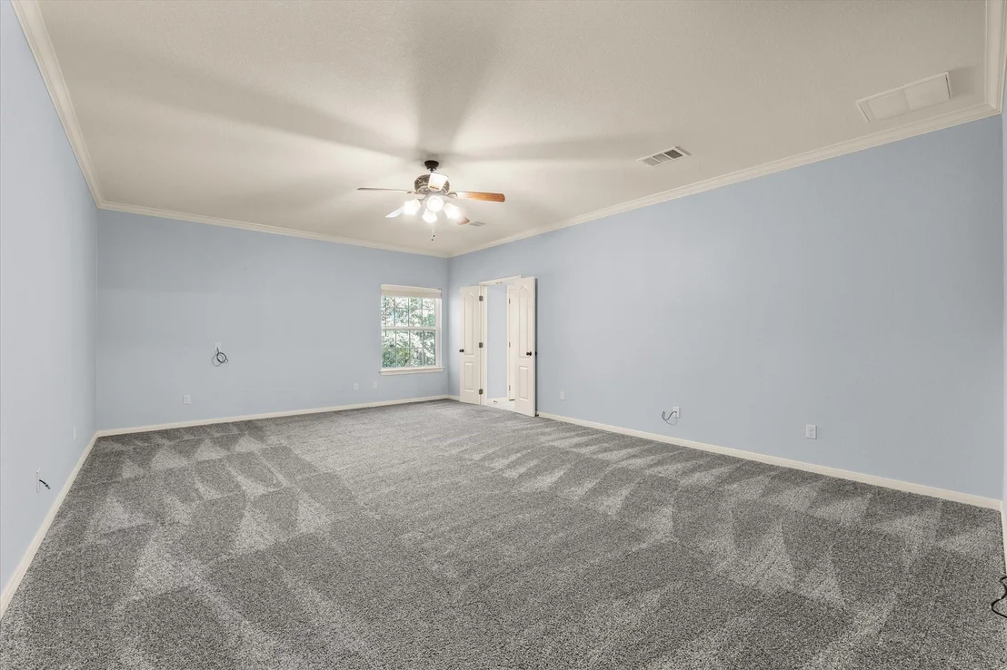 Photo of 32 North Shore Circle