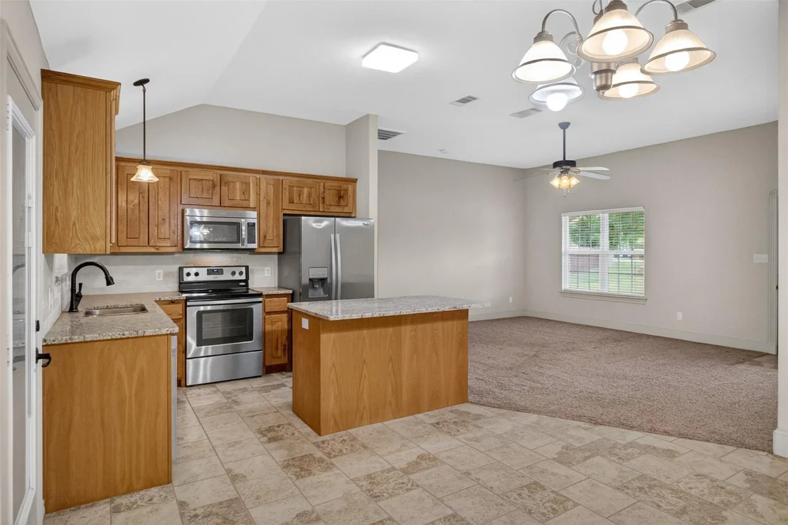 Photo of 505 E 5th Street