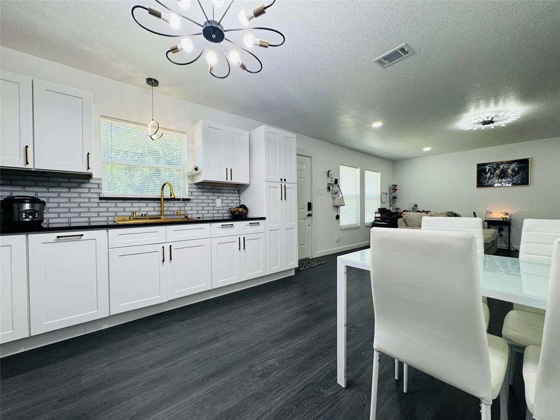 Photo of 3830 Colina Lane