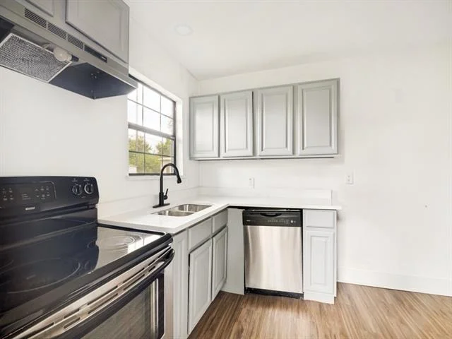 Photo of 616 Leyenda Drive