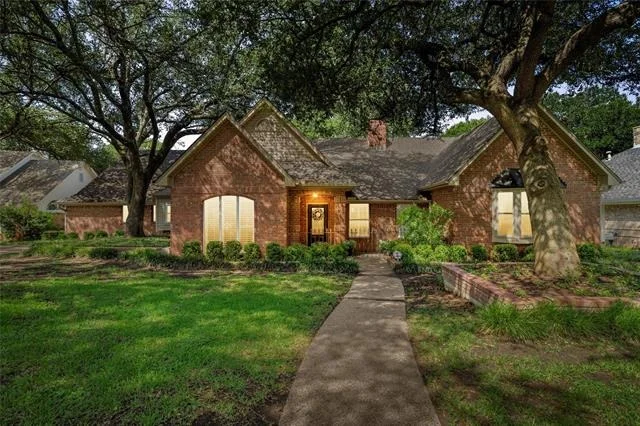 Photo of 3000 Chimney Hill Drive