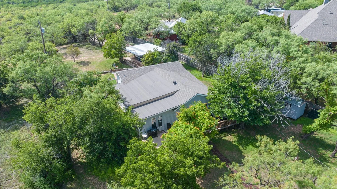 Photo of 9732 Cove Road