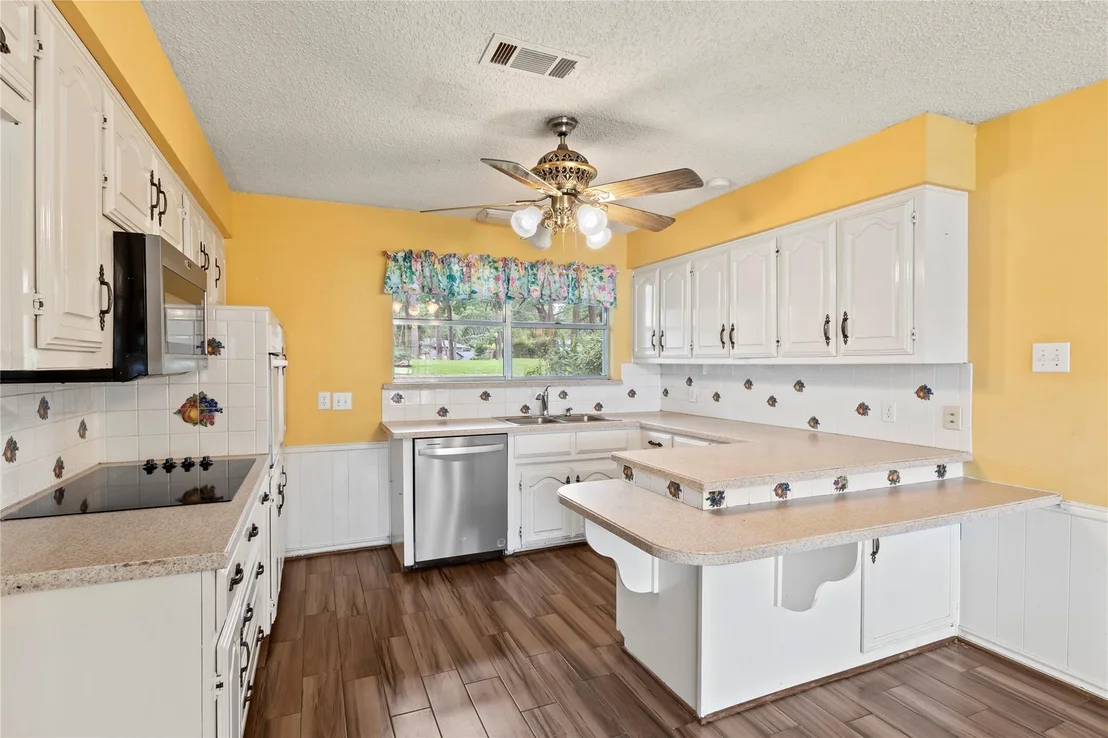 Photo of 111 Deer Island Road