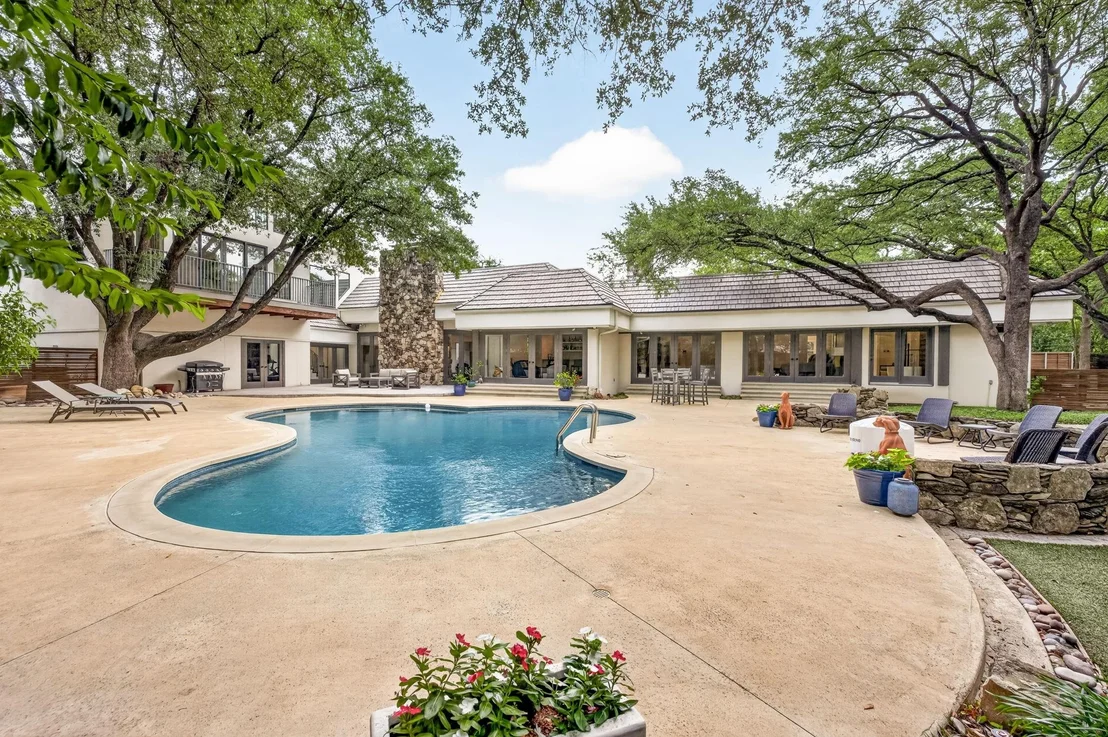 Photo of 5205 Royal Lane