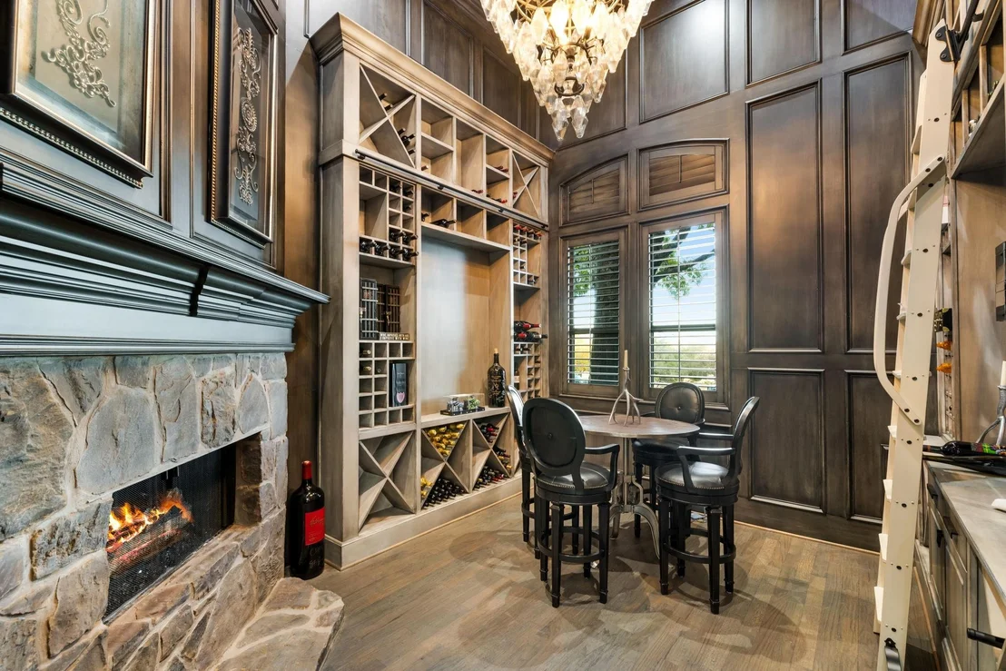 Photo of 2656 Twelve Oaks Lane