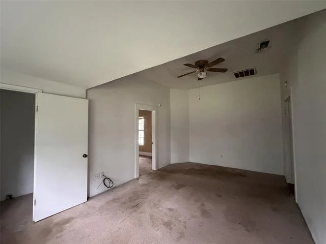 Photo of 215 Heath Street