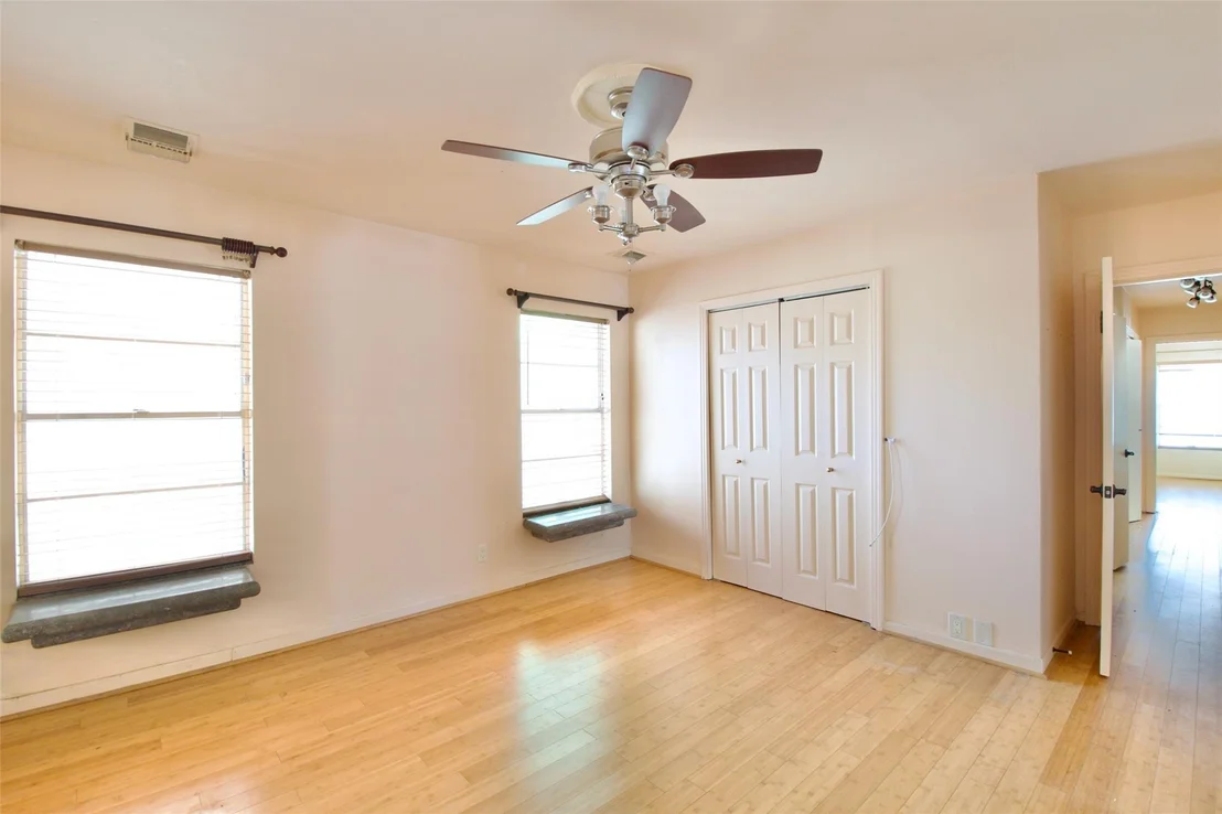 Photo of 819 Pecan Street