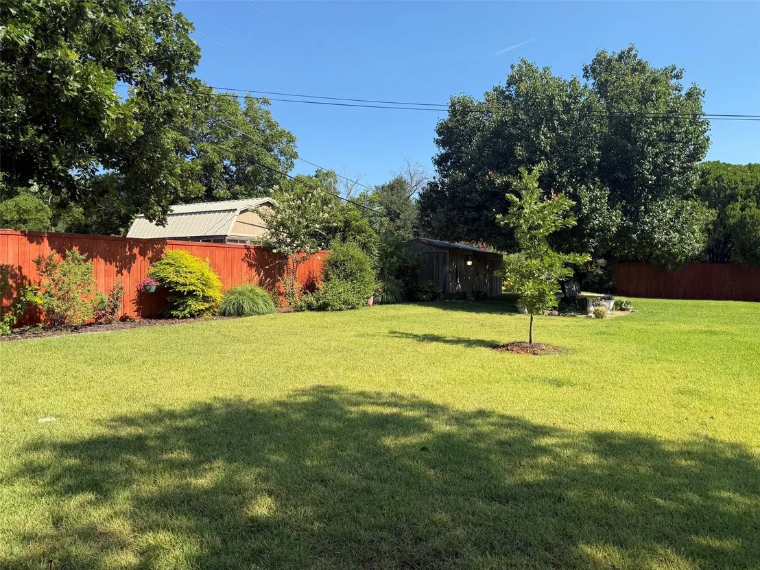 Photo of 1016 Cliff Drive