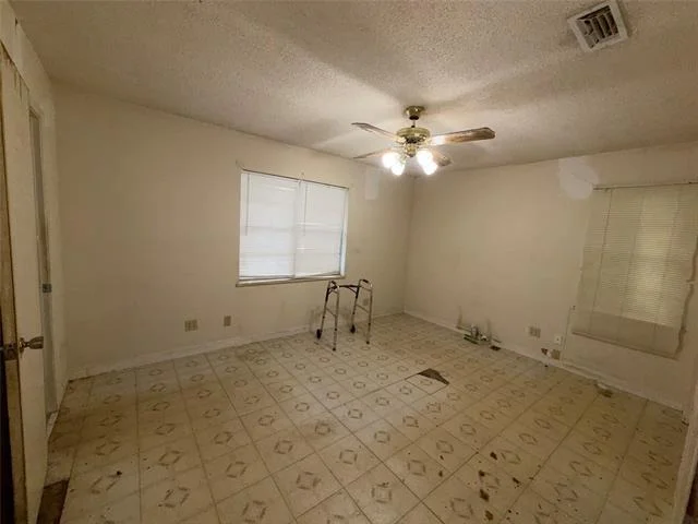 Photo of 120 E Dawn Drive