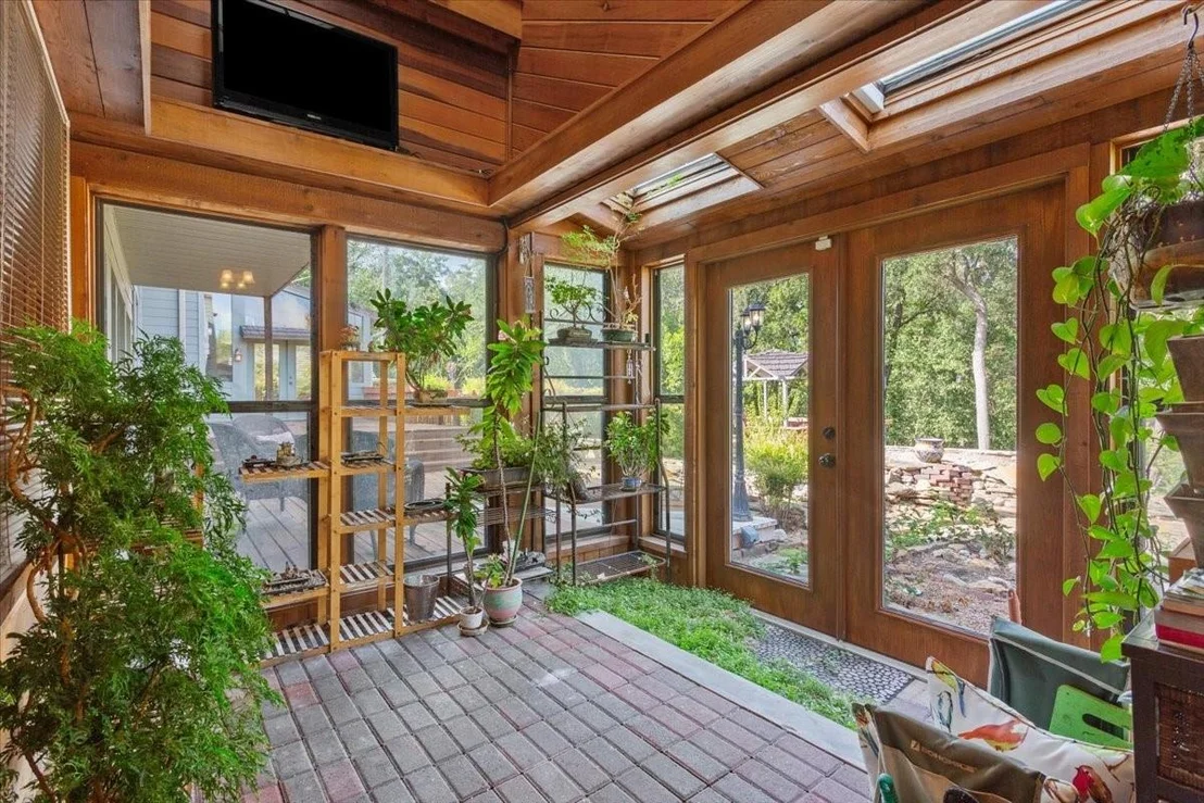 Photo of 3724 Greenleaf Drive