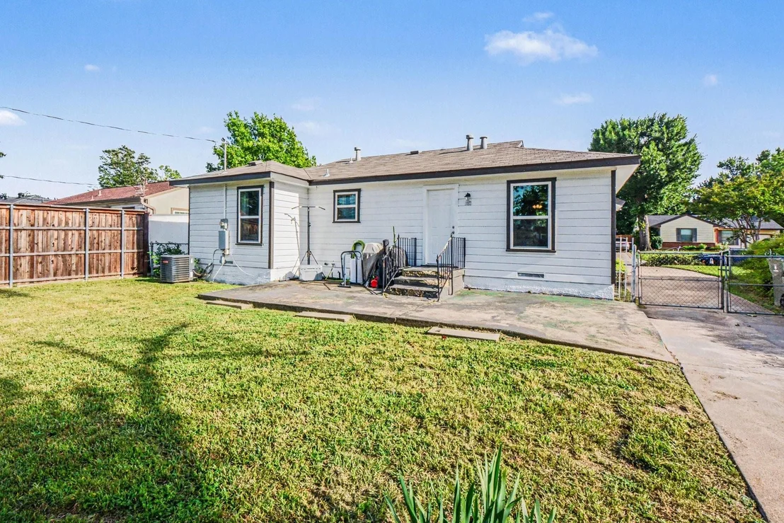 Photo of 1653 Murray Drive