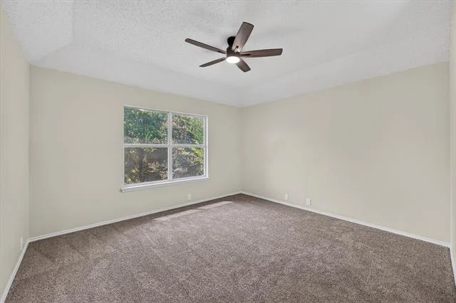 Photo of 2633 Lakeside Drive