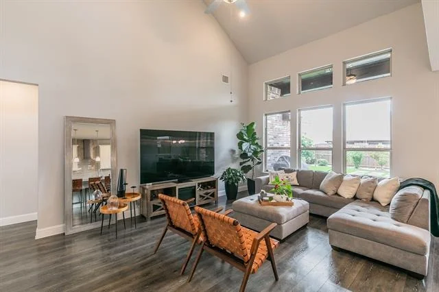 Photo of 838 Mildren Lane