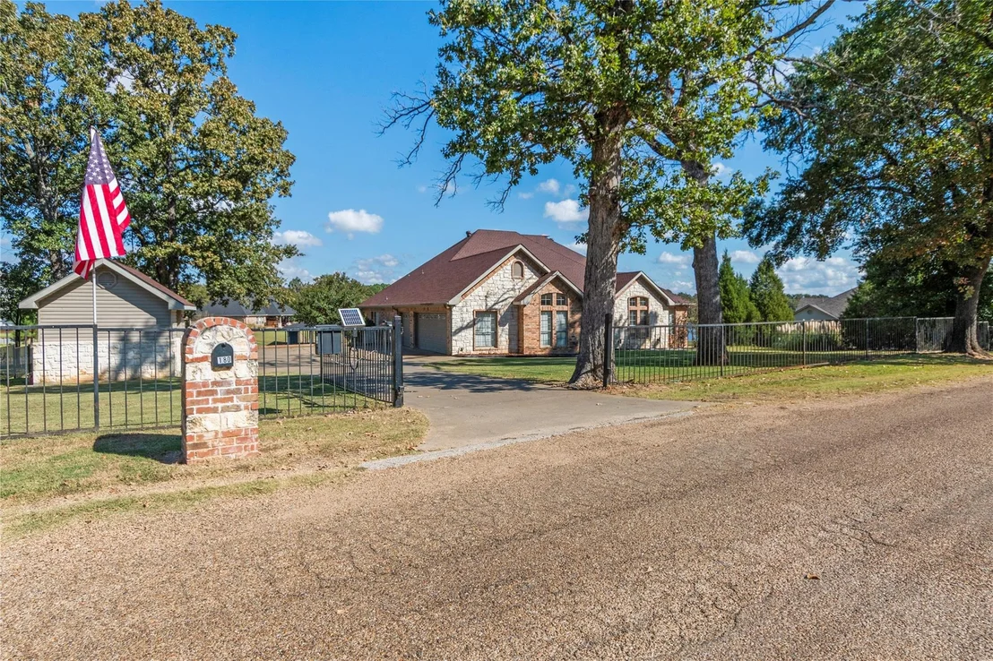 Photo of 180 Surls Drive