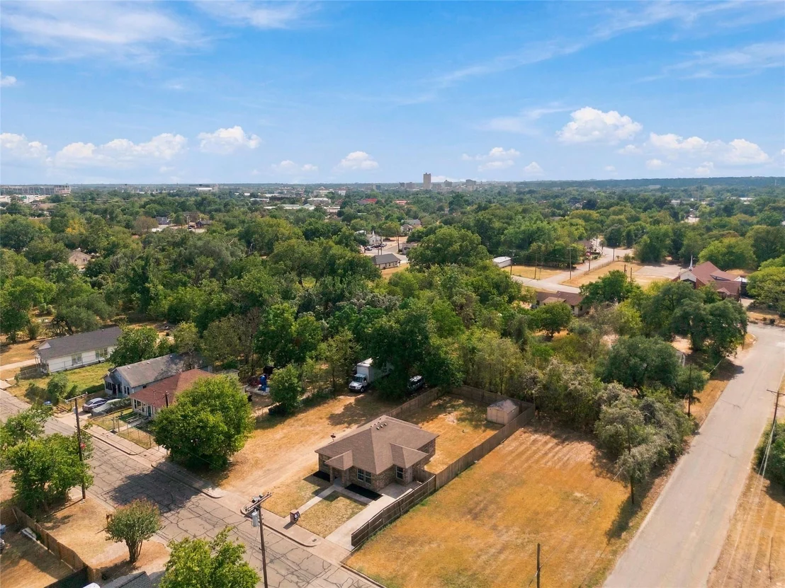 Photo of 522 Lottie Street