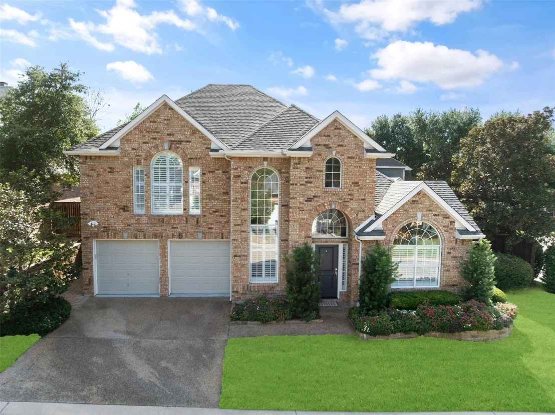 Photo of 8915 White Pine Lane