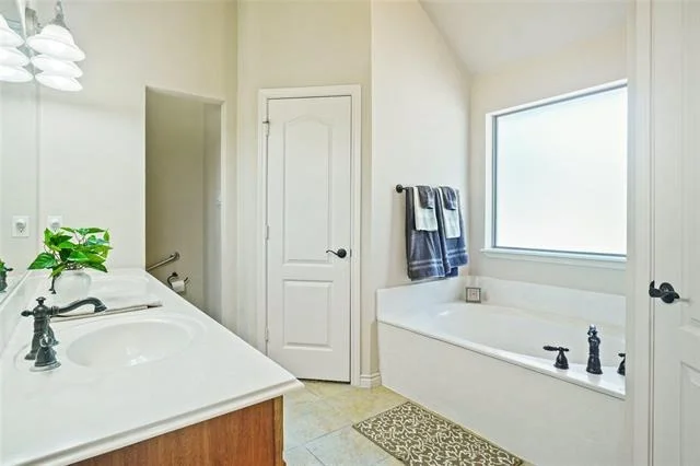 Photo of 177 Lost Oak Drive