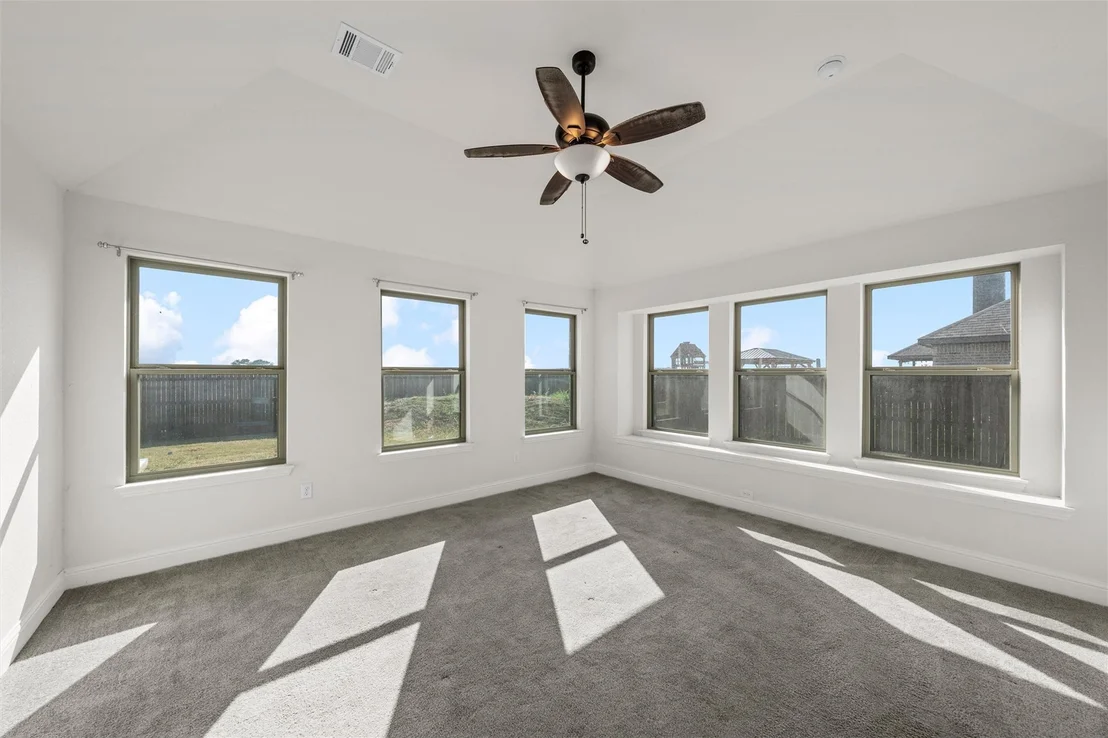 Photo of 336 Oak Meadow Trail