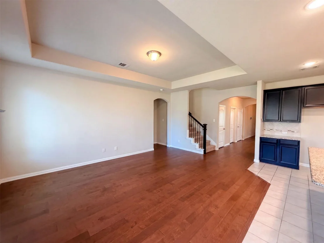Photo of 2054 Avondown Road
