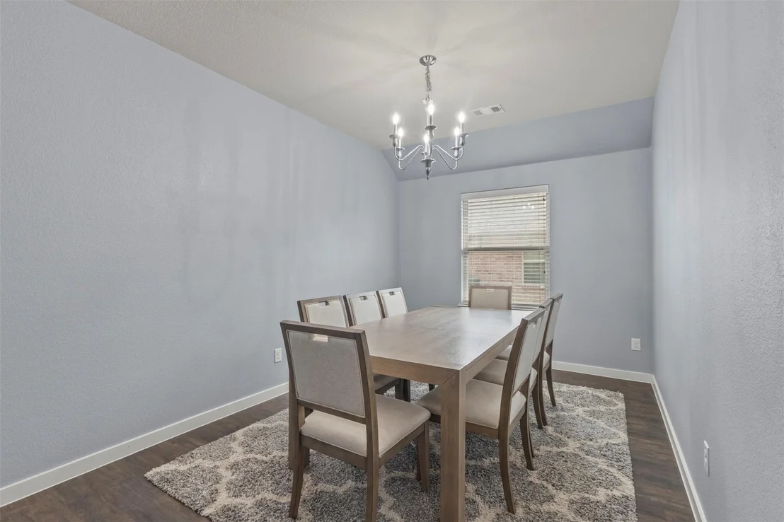 Photo of 1300 Lawnview Drive